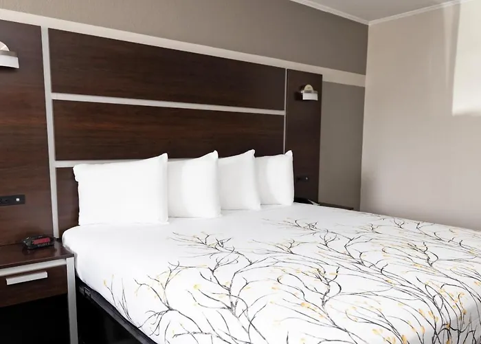 Magnuson Hotel Virginia Beach